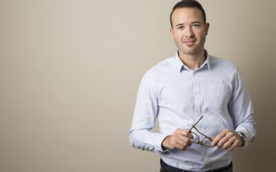 Romain SPINAZZÉ – Consultant relations presse & Communication d&rsquo;influence – Il se dit